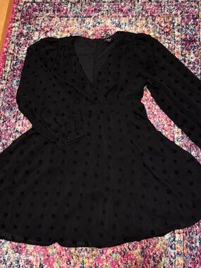Lulu's Black Long-Sleeve V-Neck Dot-Textured Dress